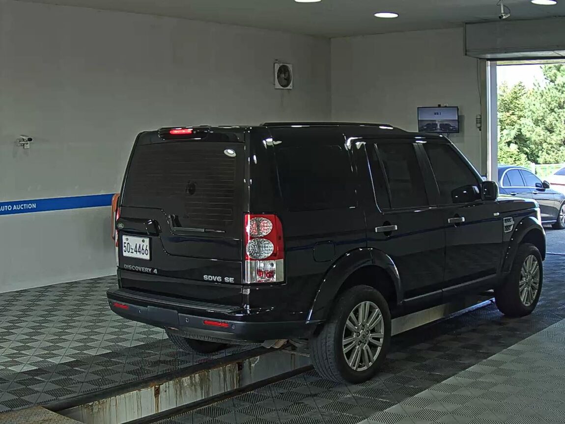 LAND ROVER DISCOVERY 4 3.0 SDV6 SE 2012 - zdjęcie 5