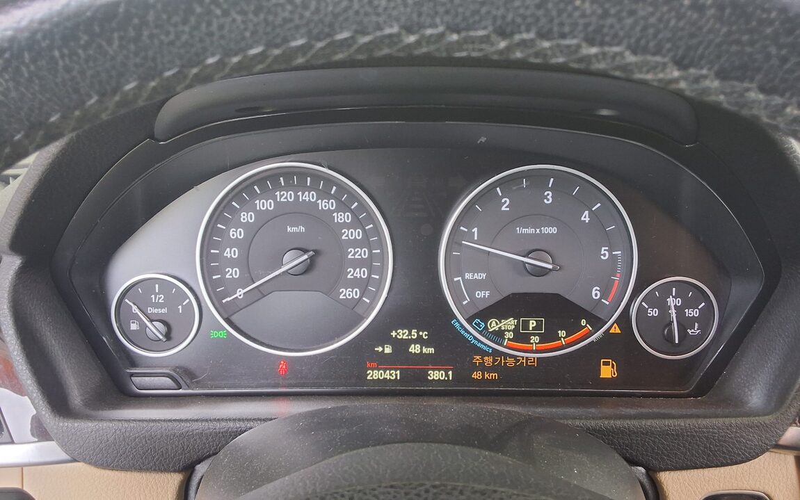 BMW 3 SERIES (6TH GEN) 320d 2015 - zdjęcie 9