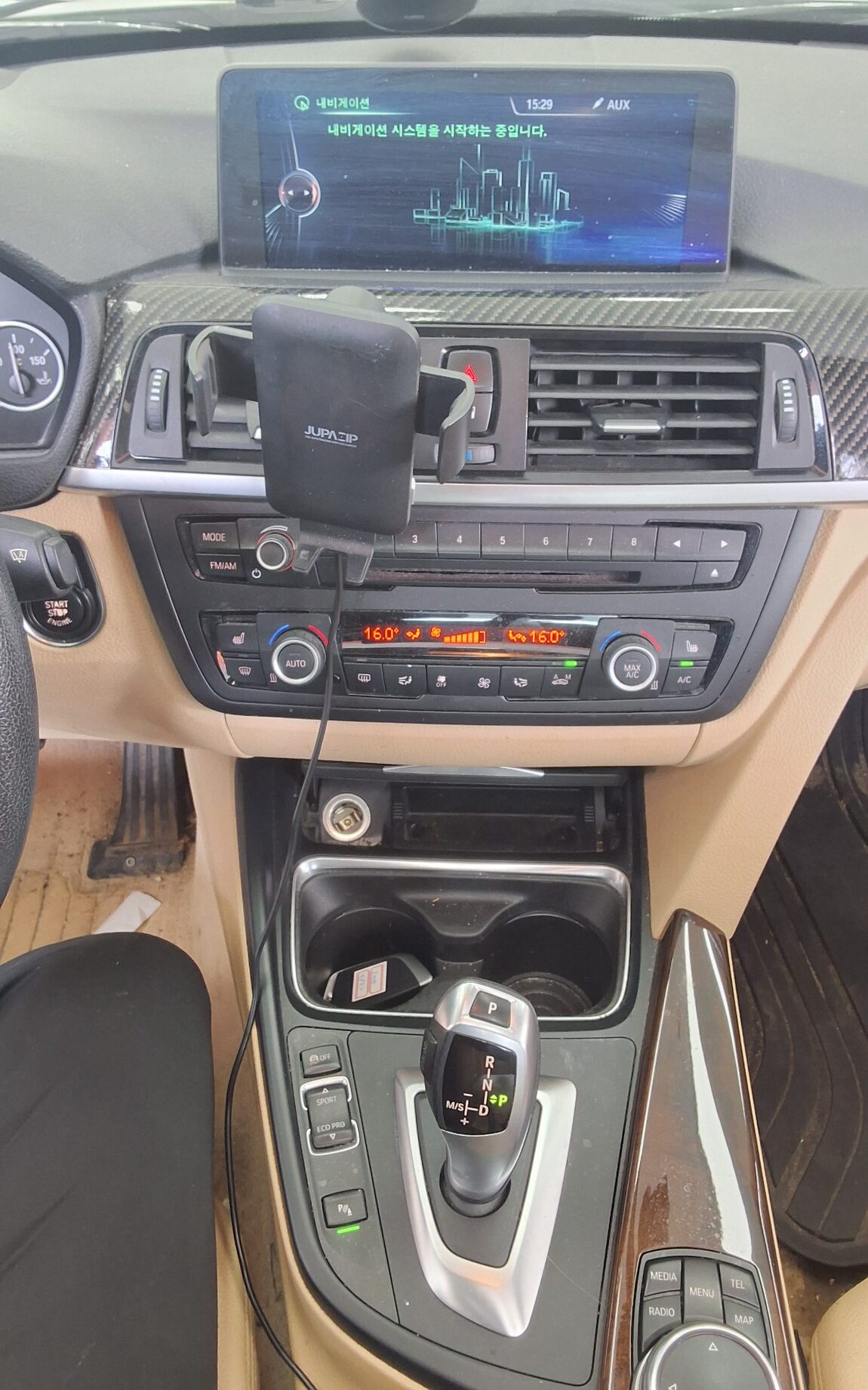 BMW 3 SERIES (6TH GEN) 320d 2015 - zdjęcie 18