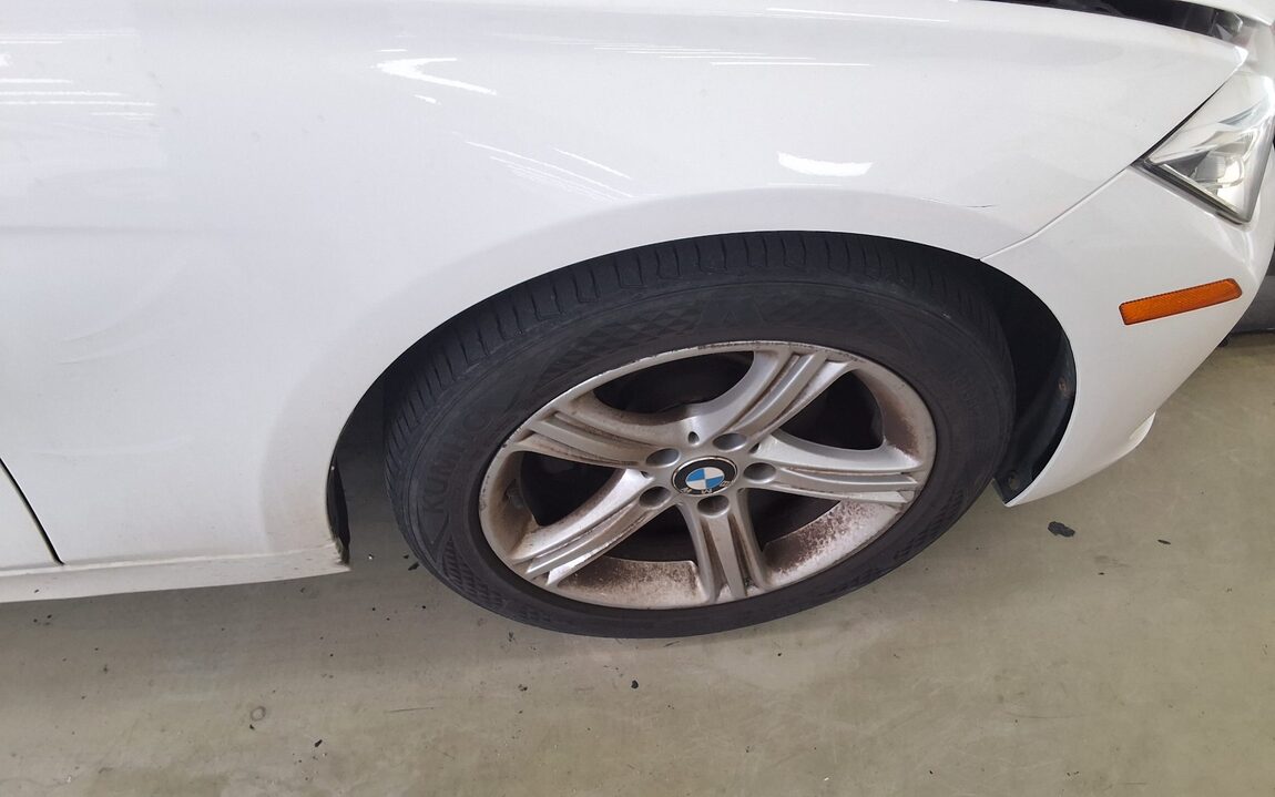BMW 3 SERIES (6TH GEN) 320d 2015 - zdjęcie 28