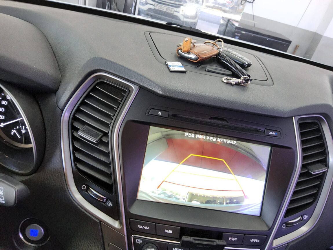 HYUNDAI SANTA FE THE PRIME DIESEL R2.0 2WD VALUE PLUS 2018 - zdjęcie 17