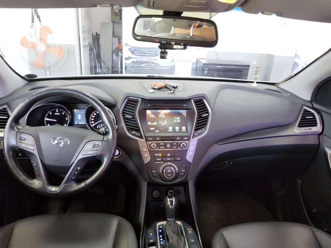 HYUNDAI SANTA FE THE PRIME DIESEL R2.0 2WD VALUE PLUS 2018 - zdjęcie 11