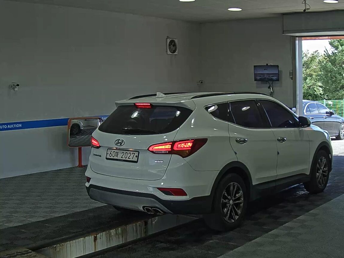 HYUNDAI SANTA FE THE PRIME DIESEL R2.0 2WD VALUE PLUS 2018 - zdjęcie 5