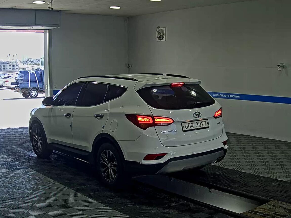 HYUNDAI SANTA FE THE PRIME DIESEL R2.0 2WD VALUE PLUS 2018 - zdjęcie 6