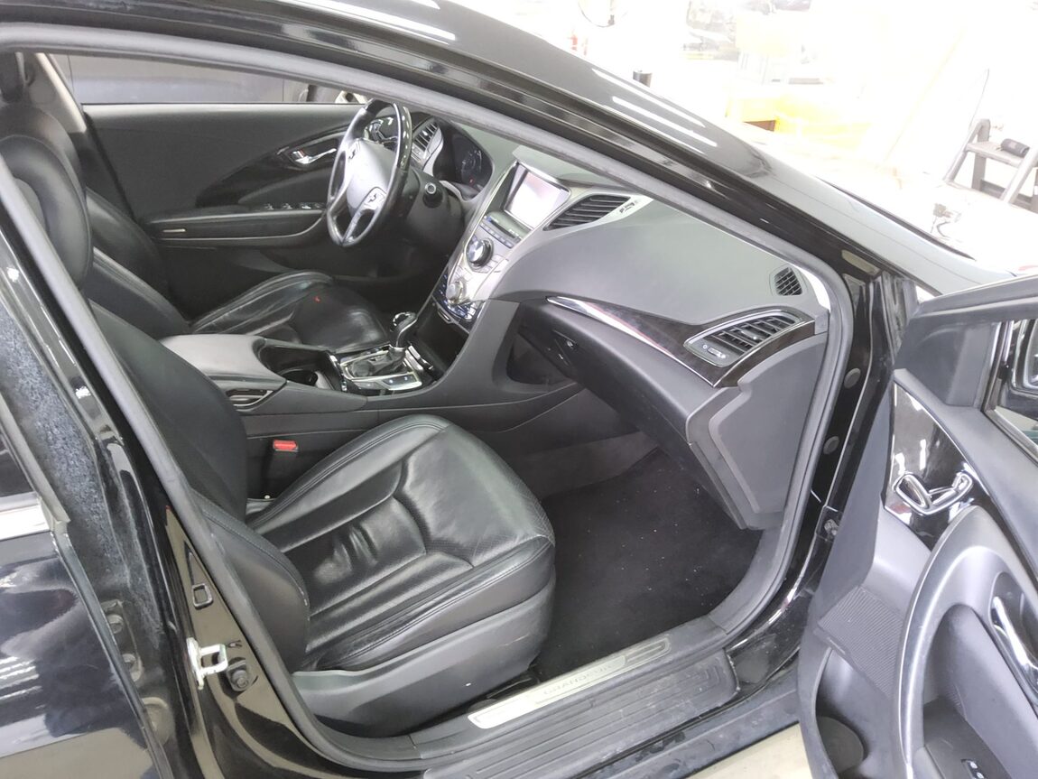HYUNDAI GRANDEUR HG HG 300 NOBLE 2011 - zdjęcie 14