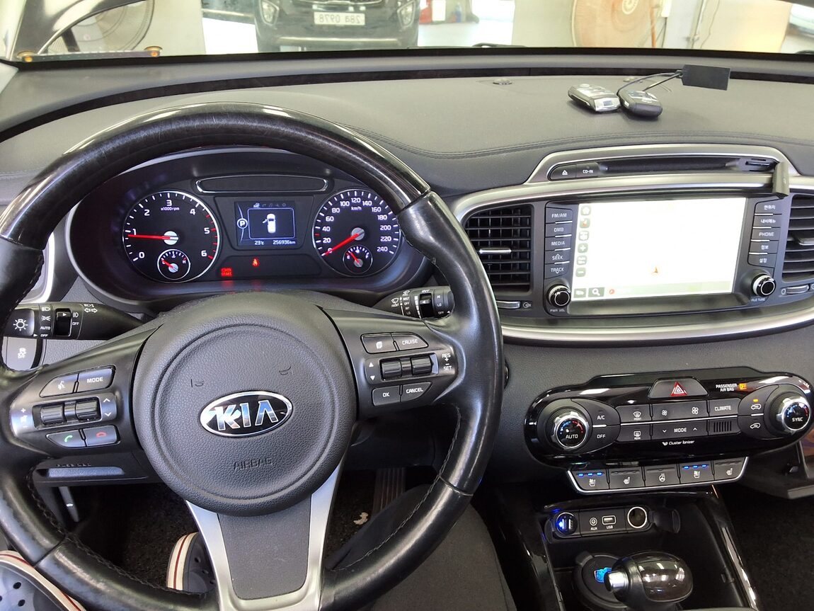 KIA ALL NEW SORENTO R2.2 4WD NOBLESSE 2016 - zdjęcie 18