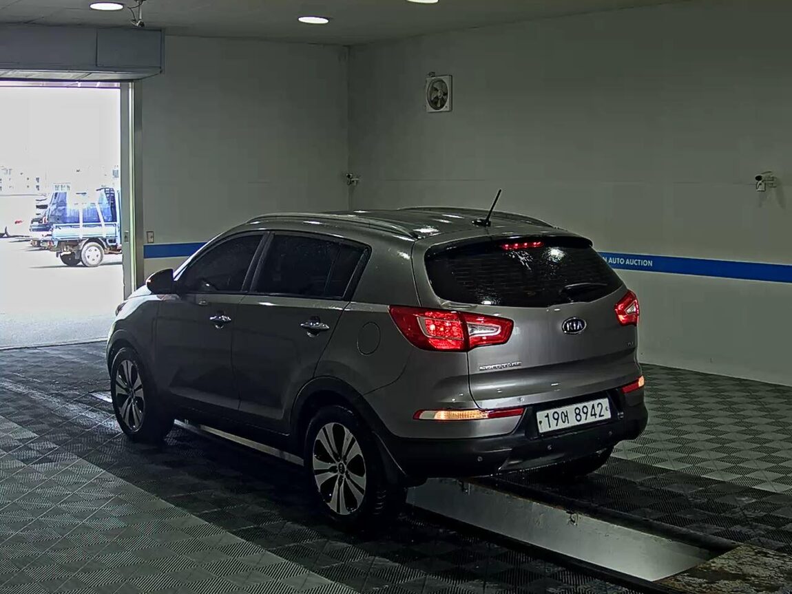 KIA SPORTAGE R DIESEL R2.0 2WD TLX LUXURY MODEL 2012 - zdjęcie 6