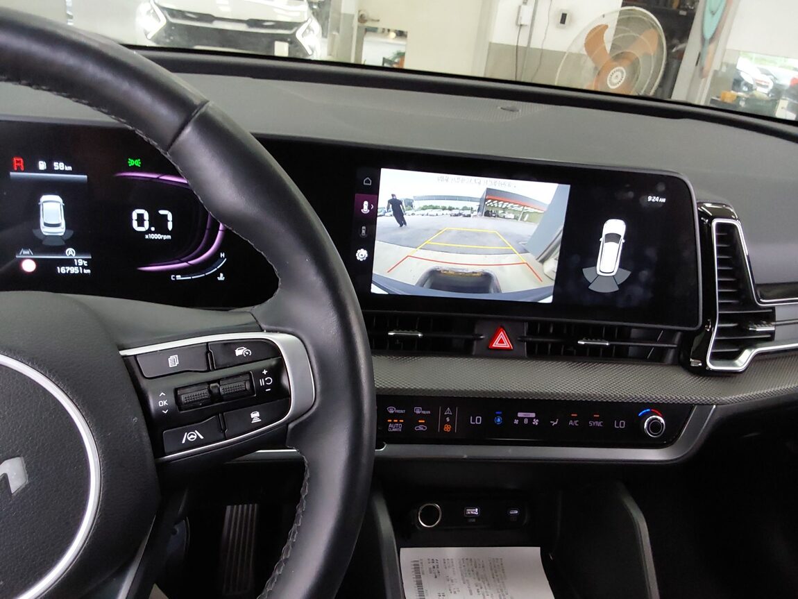 KIA THE ALL NEW SPORTAGE 2.0 DIESEL 2WD PRESTIGE 2024 - zdjęcie 17