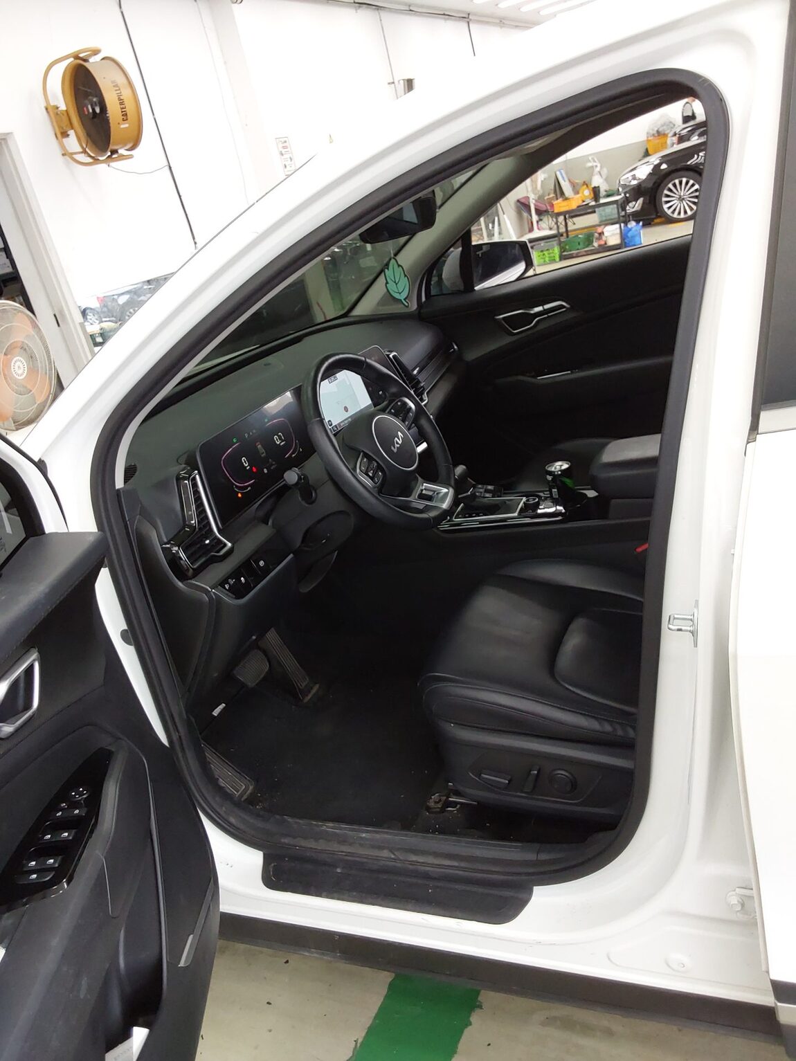KIA THE ALL NEW SPORTAGE 2.0 DIESEL 2WD PRESTIGE 2024 - zdjęcie 10