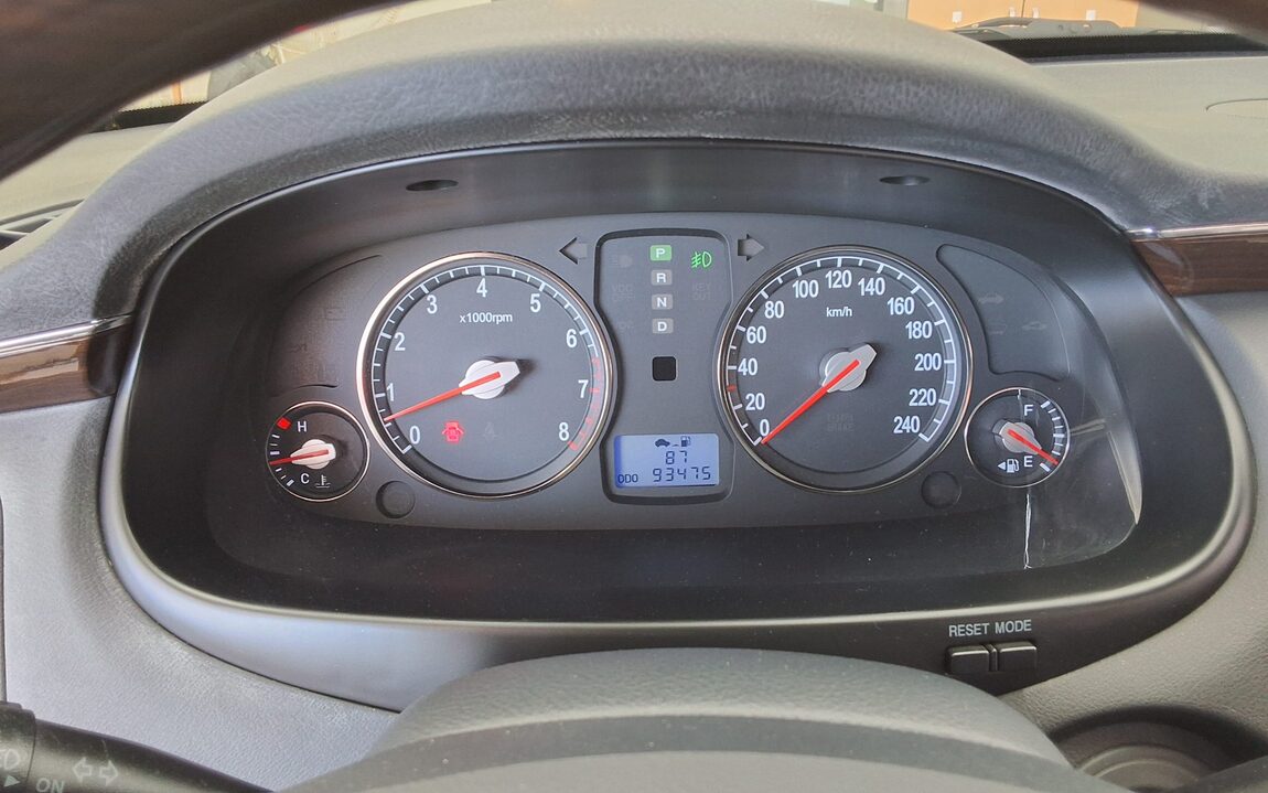 HYUNDAI GRANDEUR NEW LUXURY Q270 LUXURY 2009 - zdjęcie 9