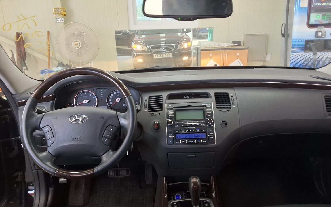 HYUNDAI GRANDEUR NEW LUXURY Q270 LUXURY 2009 - zdjęcie 11