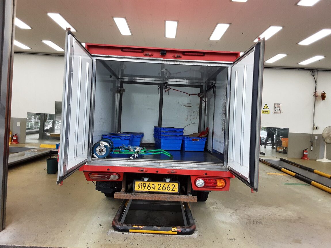 HYUNDAI PORTER II CRDi STANDARD CAB EXTRA LONG WHEELBASE STYLE 2022 - zdjęcie 13