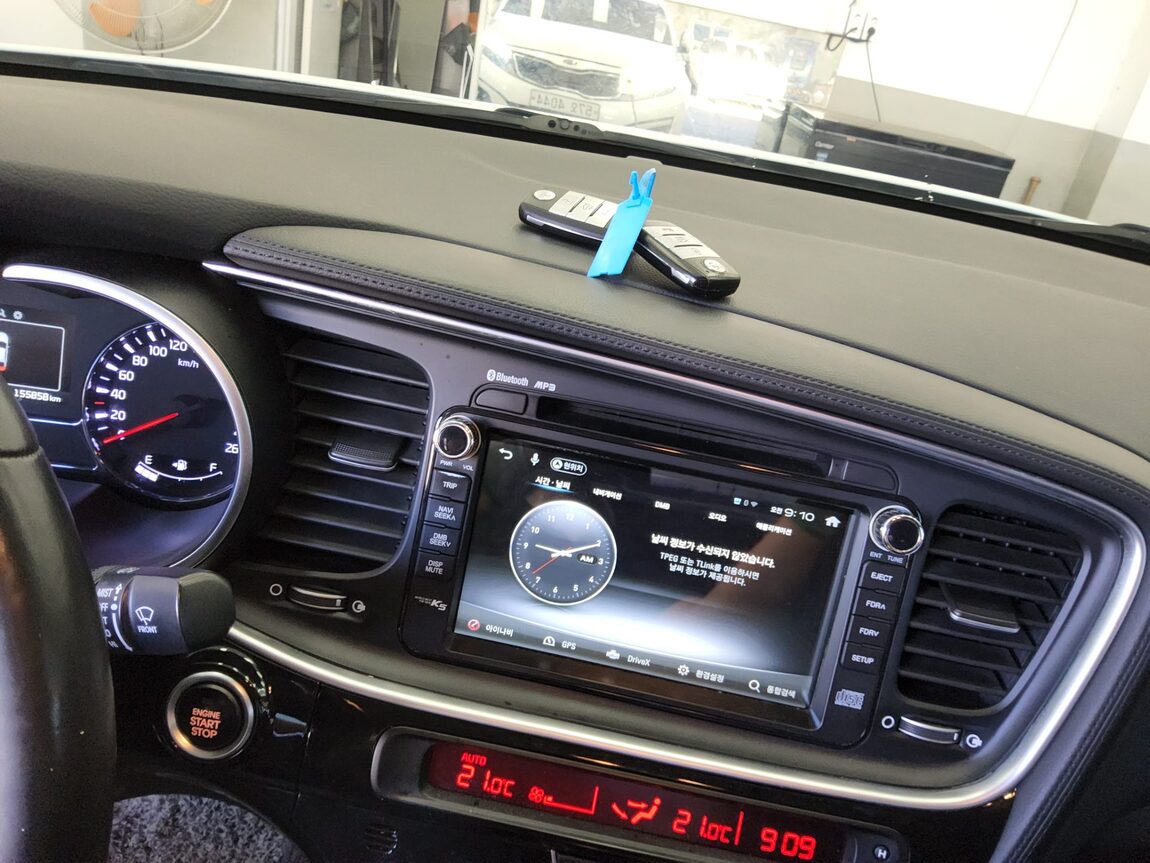 KIA THE NEW K5 2.0 CVVL PRESTIGE 2015 - zdjęcie 17