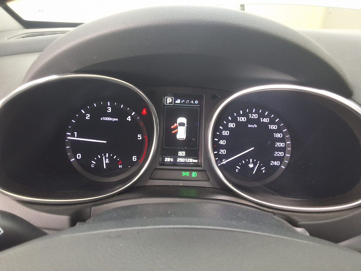 HYUNDAI SANTA FE THE PRIME DIESEL R2.0 2WD EXCLUSIVE SPECIAL 2016 - zdjęcie 10