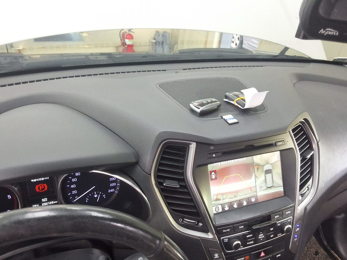 HYUNDAI SANTA FE THE PRIME DIESEL R2.0 2WD EXCLUSIVE SPECIAL 2016 - zdjęcie 25