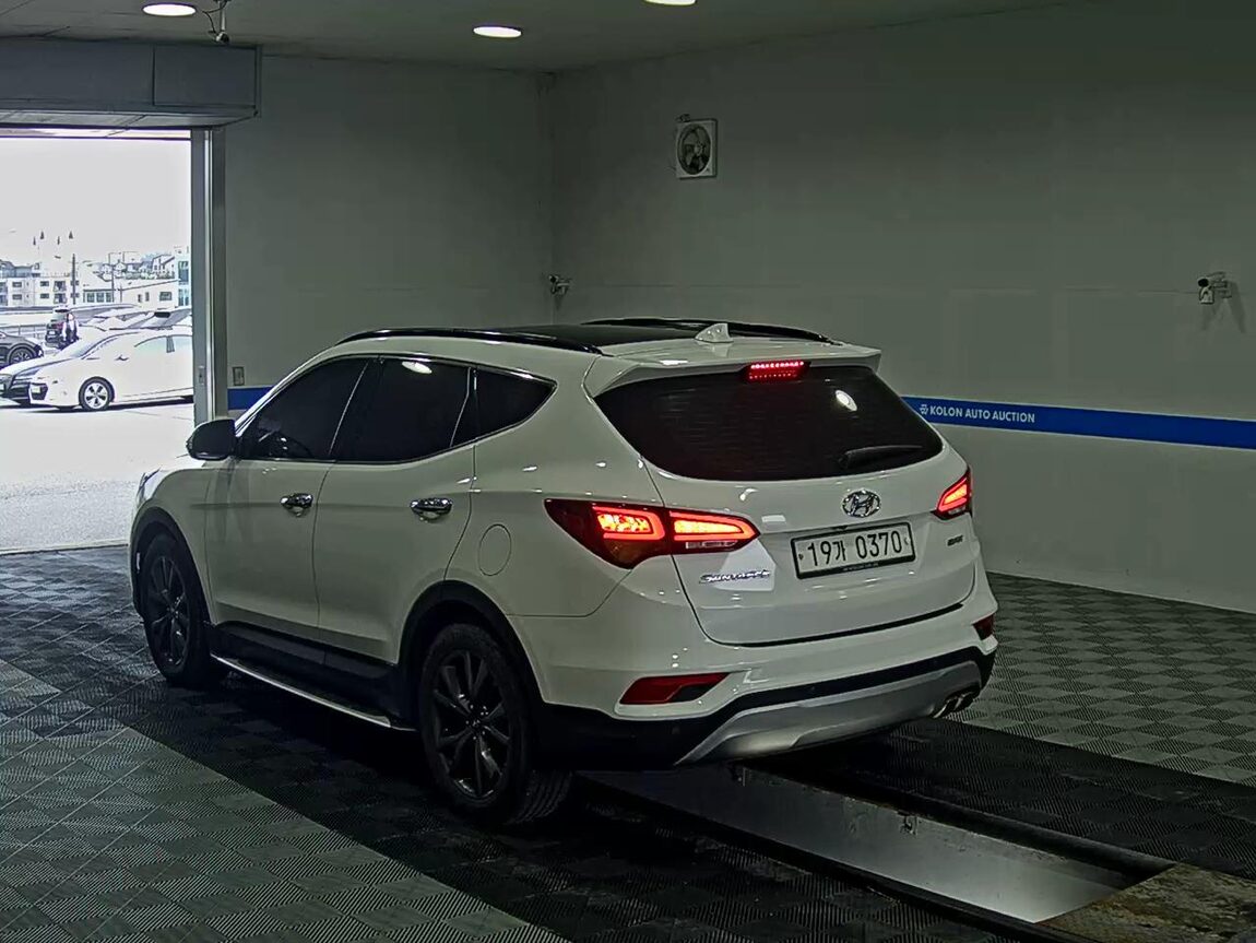HYUNDAI SANTA FE THE PRIME DIESEL R2.0 2WD EXCLUSIVE SPECIAL 2016 - zdjęcie 6