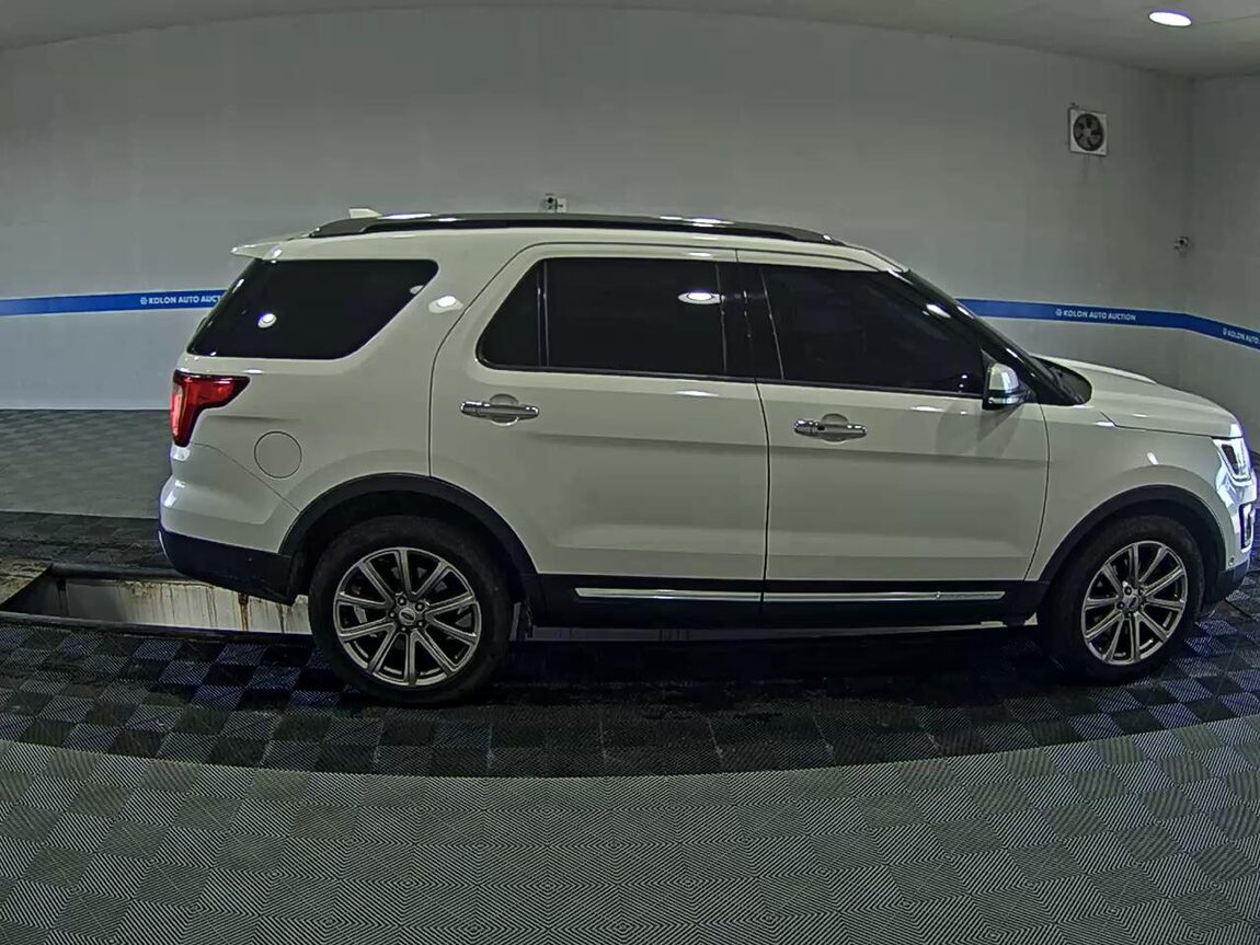 FORD EXPLORER (5TH GEN) 2.3 AWD LIMITED 2017 - zdjęcie 4