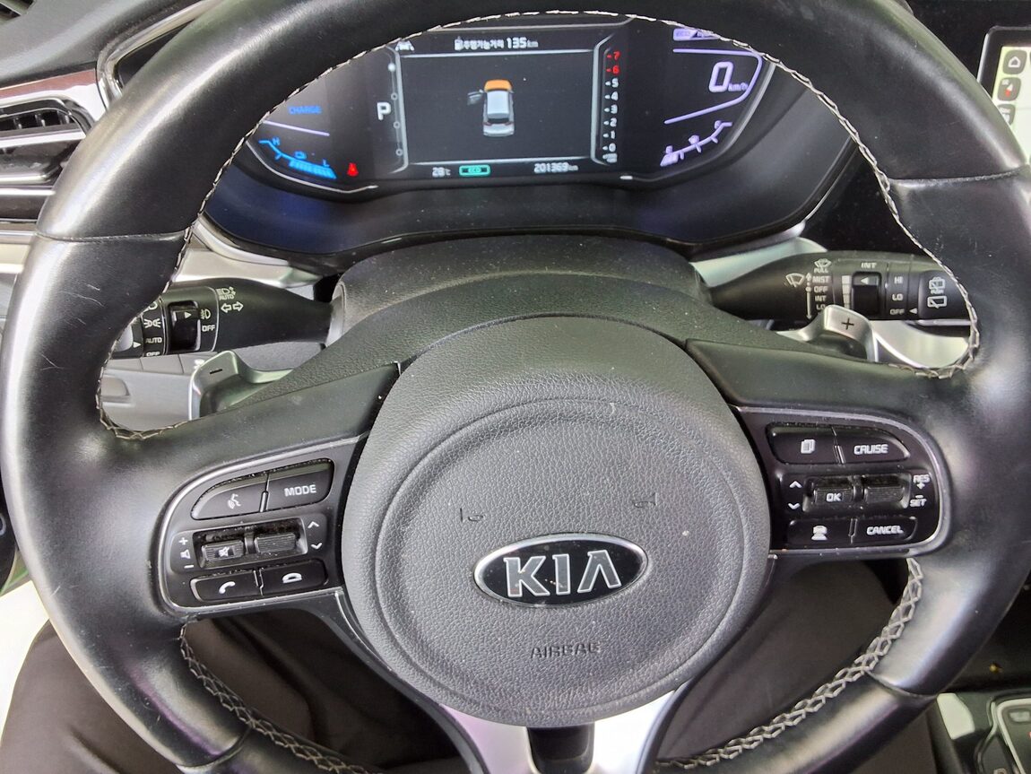 KIA THE NEW NIRO 1.6 GDI HEV NOBLESSE SPECIAL 2020 - zdjęcie 17