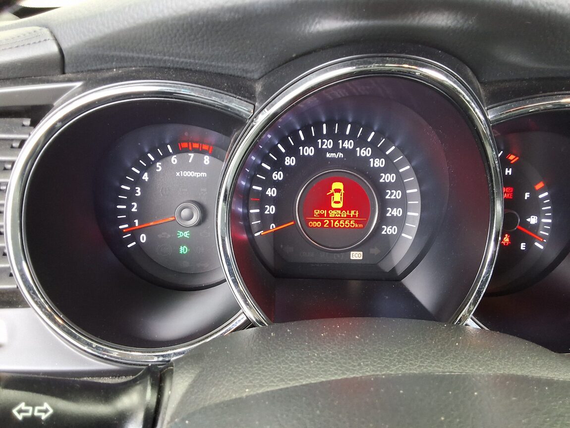 KIA K5 LPI RENTAL CAR PRESTIGE 2011 - zdjęcie 9