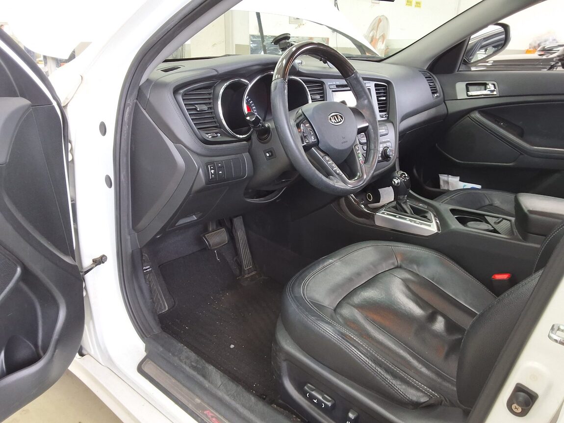 KIA K5 LPI RENTAL CAR PRESTIGE 2011 - zdjęcie 10