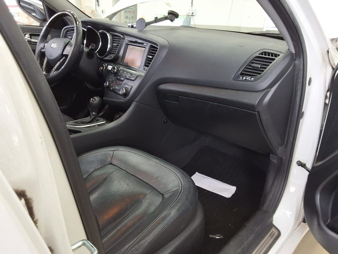 KIA K5 LPI RENTAL CAR PRESTIGE 2011 - zdjęcie 14