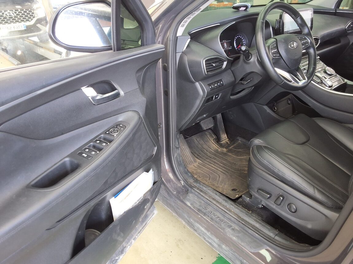 HYUNDAI THE NEW SANTA FE DIESEL 2.2 2WD PREMIUM CHOICE 2021 - zdjęcie 11