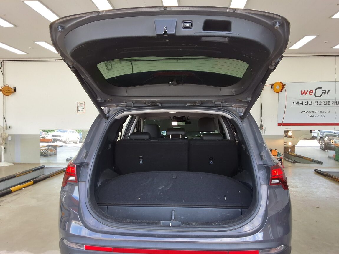 HYUNDAI THE NEW SANTA FE DIESEL 2.2 2WD PREMIUM CHOICE 2021 - zdjęcie 16