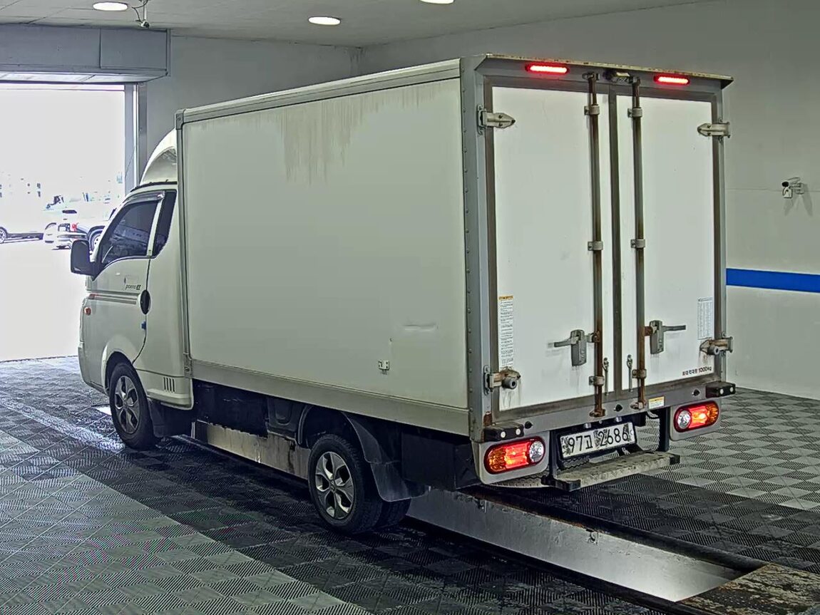 HYUNDAI PORTER II FREEZER BOX TRUCK SUPER CAB TWIN COMPRESSOR 2019 - zdjęcie 6