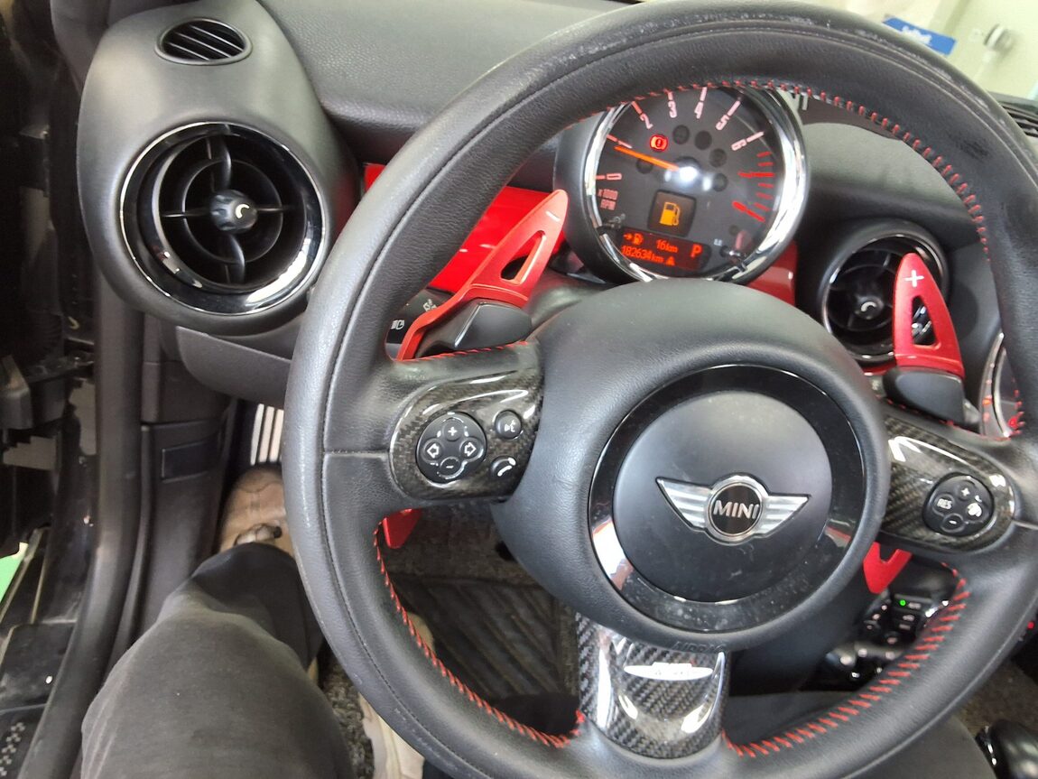 MINI COOPER (2ND GEN) 1.6 S JCW 2013 - zdjęcie 20