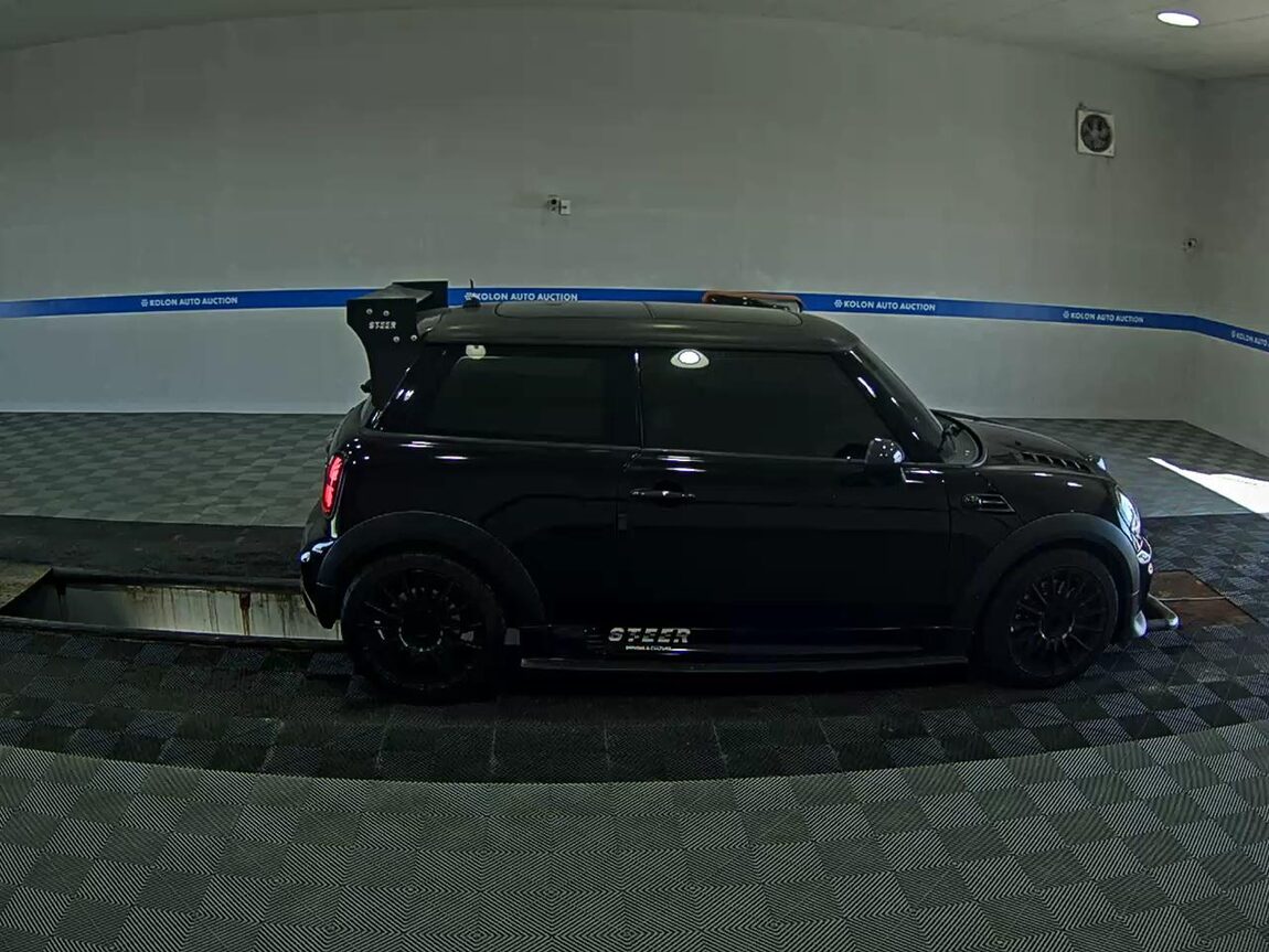 MINI COOPER (2ND GEN) 1.6 S JCW 2013 - zdjęcie 4