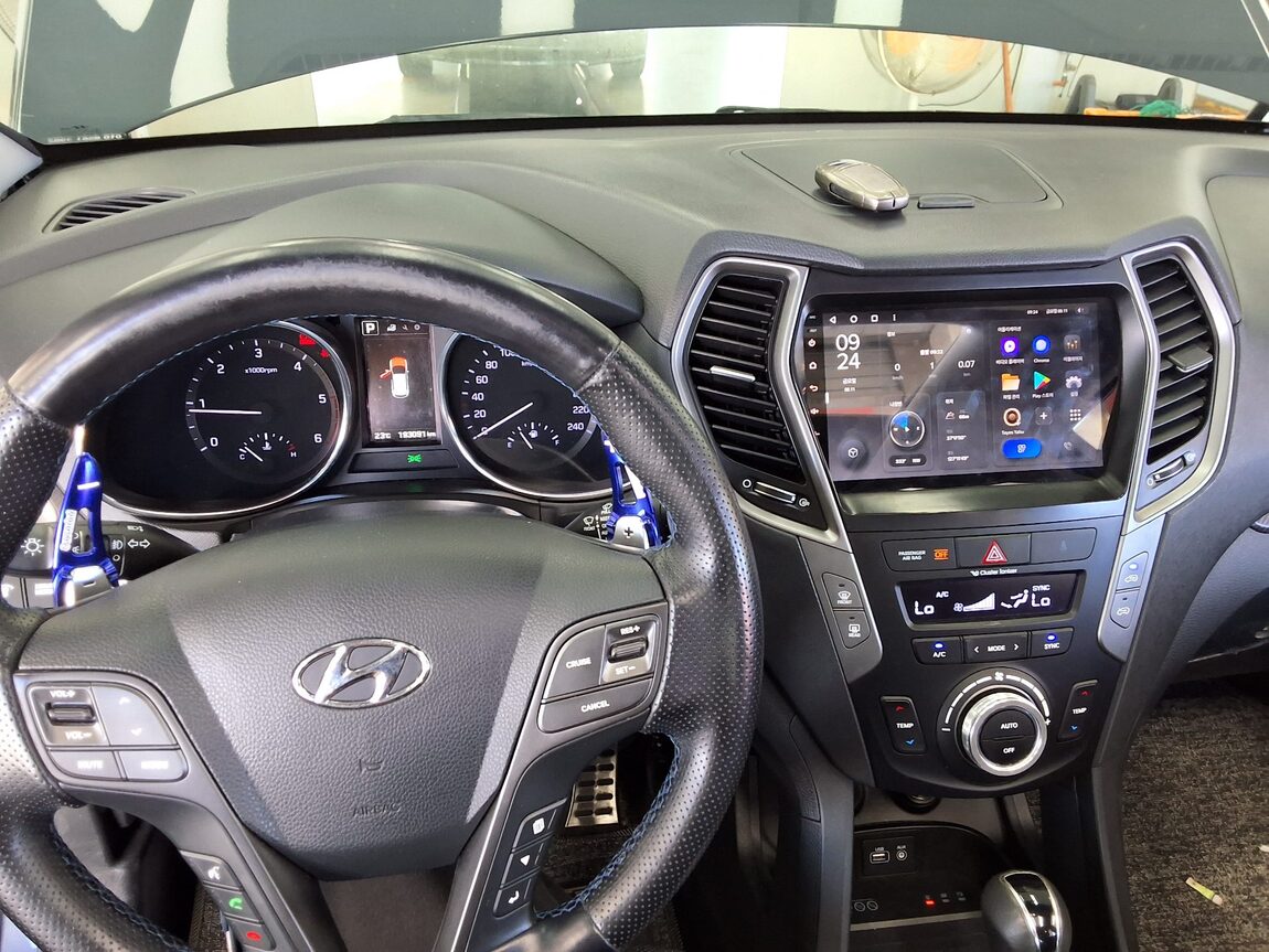 HYUNDAI SANTA FE THE PRIME DIESEL R2.0 2WD EXCLUSIVE SPECIAL 2016 - zdjęcie 18