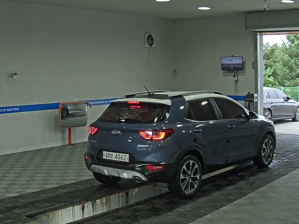KIA STONIC 1.4 GASOLINE PRESTIGE 2018 - zdjęcie 5