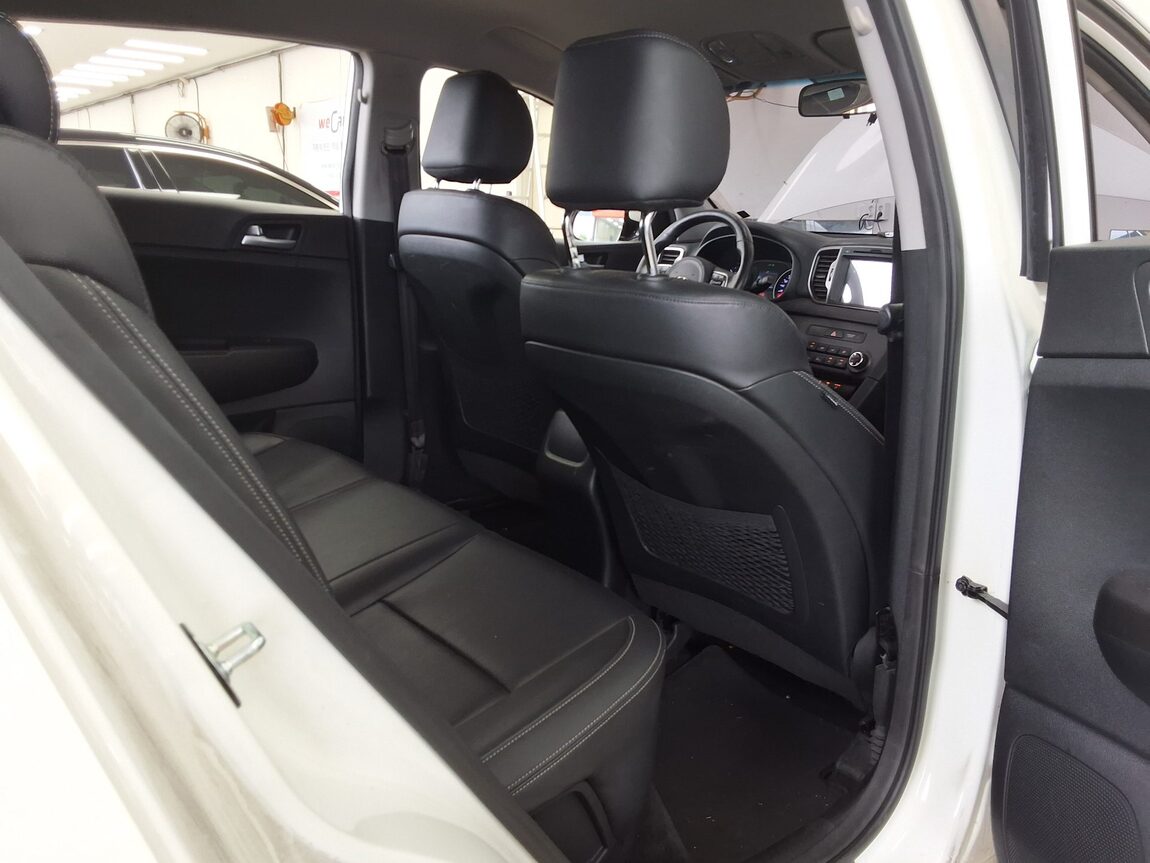 KIA NEW SPORTAGE R2.0 2WD PRESTIGE 2016 - zdjęcie 13