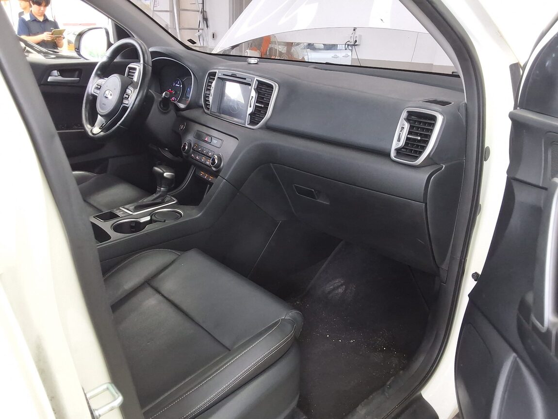 KIA NEW SPORTAGE R2.0 2WD PRESTIGE 2016 - zdjęcie 14
