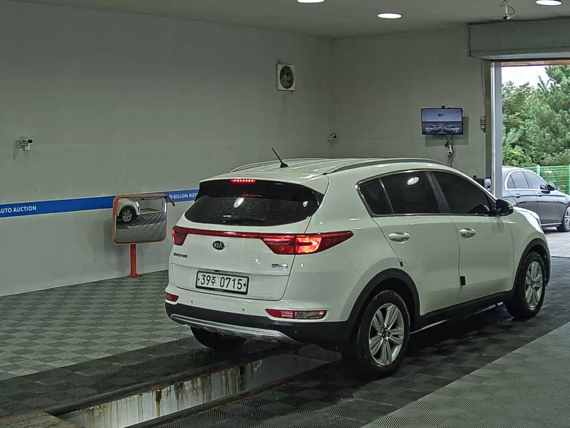 KIA NEW SPORTAGE R2.0 2WD PRESTIGE 2016 - zdjęcie 5