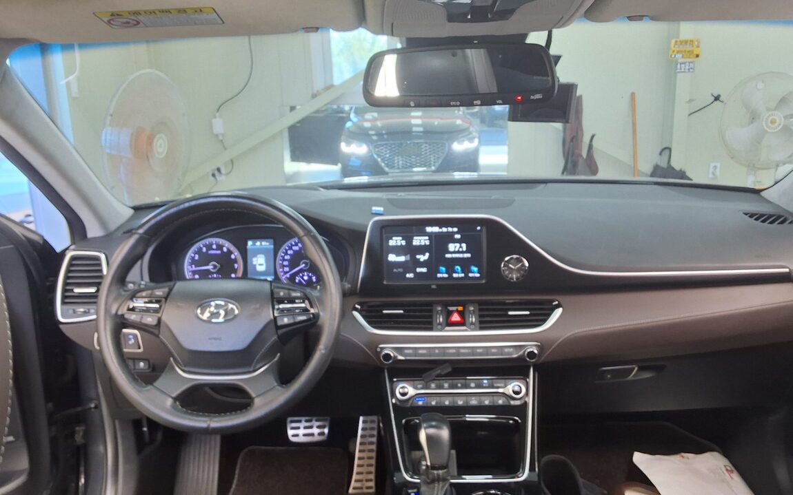 HYUNDAI GRANDEUR IG 3.0 GDi EXCLUSIVE SPECIAL 2018 - zdjęcie 11