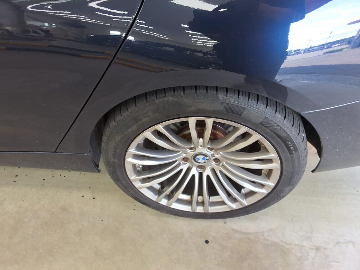 BMW GRAN TURISMO (GT) 3 SERIES GT 320d xDRIVE 2014 - zdjęcie 20