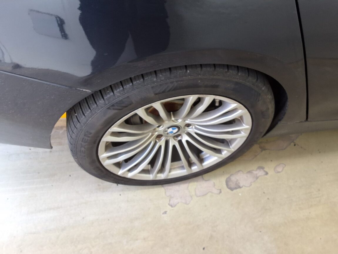 BMW GRAN TURISMO (GT) 3 SERIES GT 320d xDRIVE 2014 - zdjęcie 22