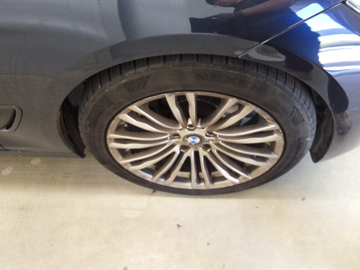 BMW GRAN TURISMO (GT) 3 SERIES GT 320d xDRIVE 2014 - zdjęcie 21