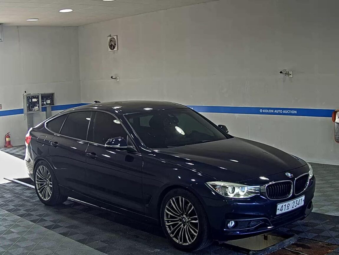 BMW GRAN TURISMO (GT) 3 SERIES GT 320d xDRIVE 2014 - zdjęcie 3