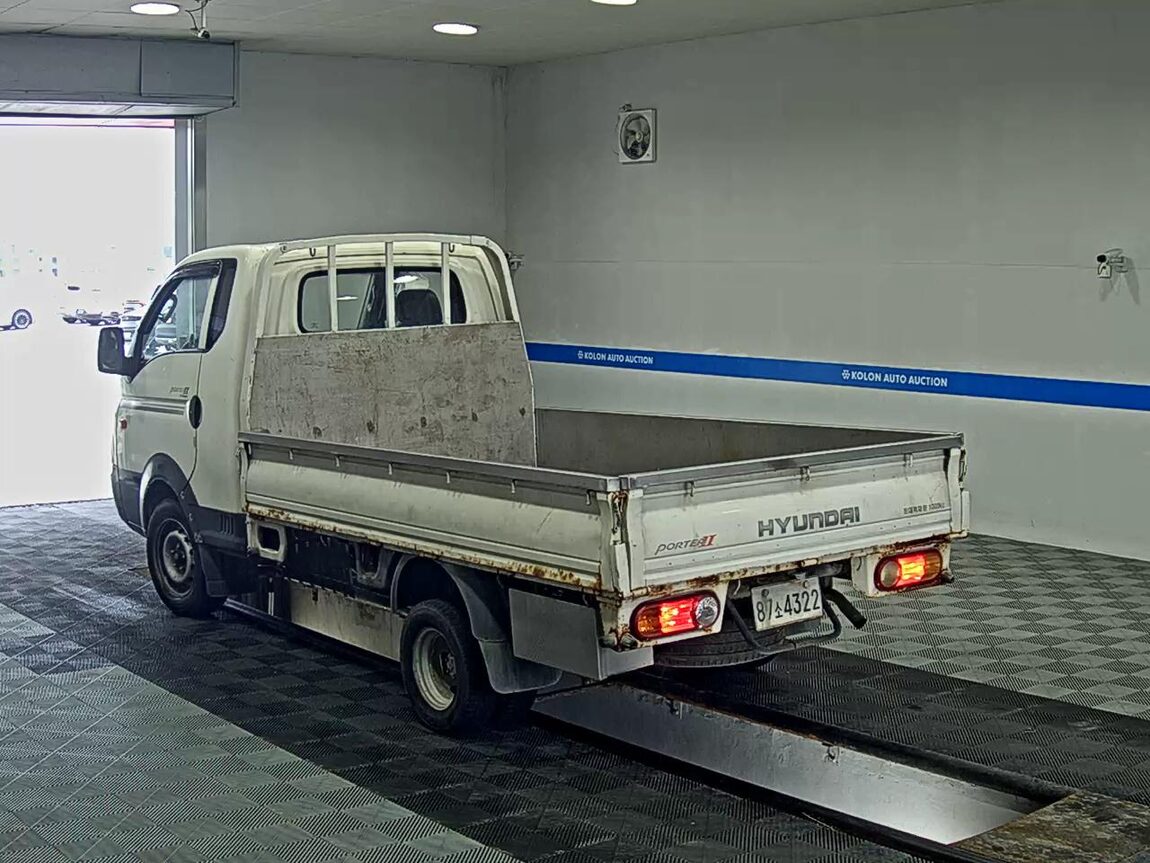HYUNDAI PORTER II CRDi SUPER CAB EXTRA LONG WHEELBASE HIGH SUPER 2011 - zdjęcie 6