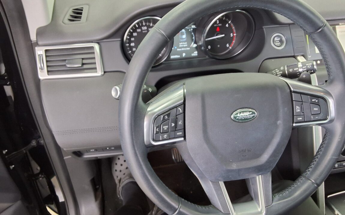 LAND ROVER DISCOVERY SPORT 2.0 TD4 SE (150PS) 2018 - zdjęcie 17