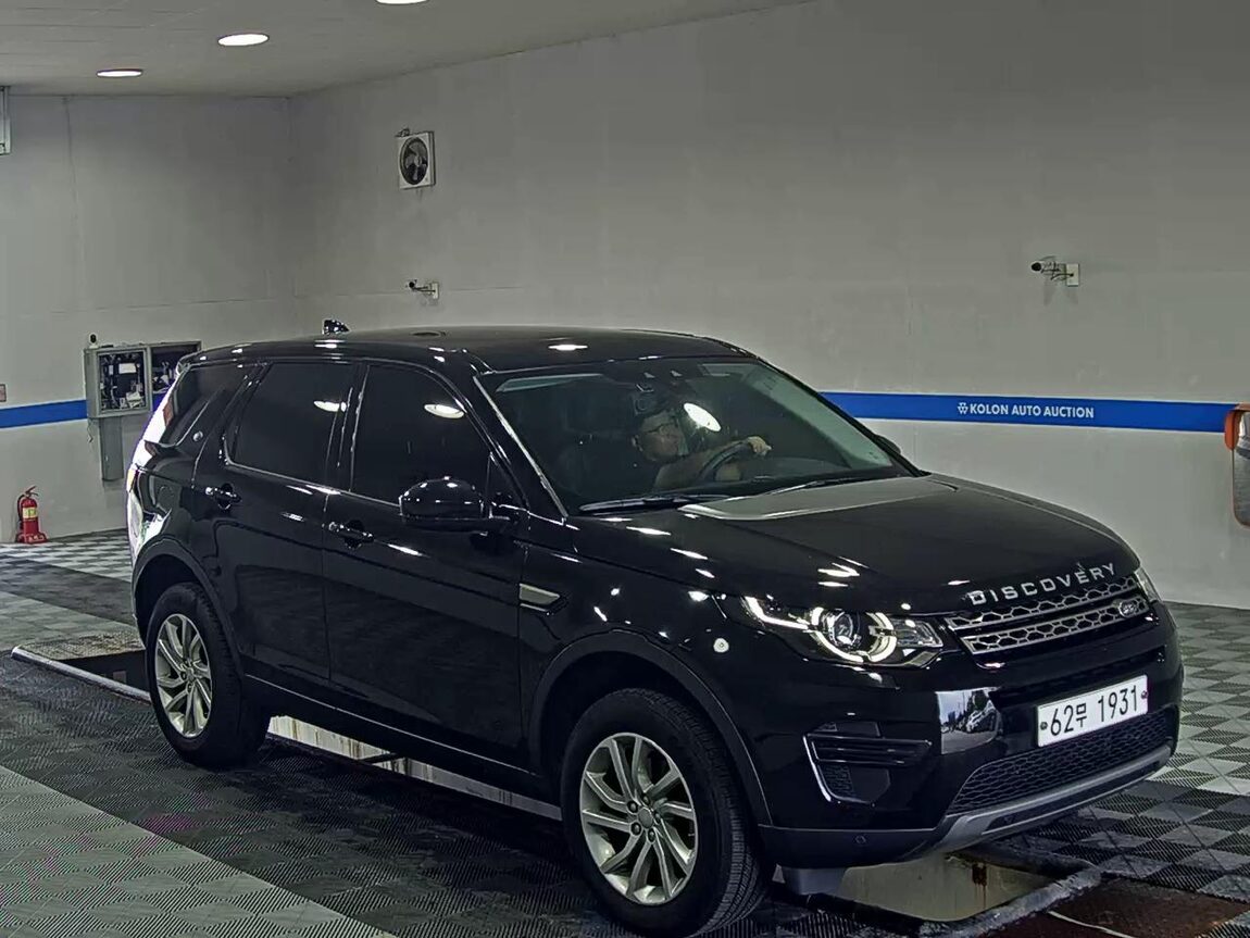 LAND ROVER DISCOVERY SPORT 2.0 TD4 SE (150PS) 2018 - zdjęcie 3