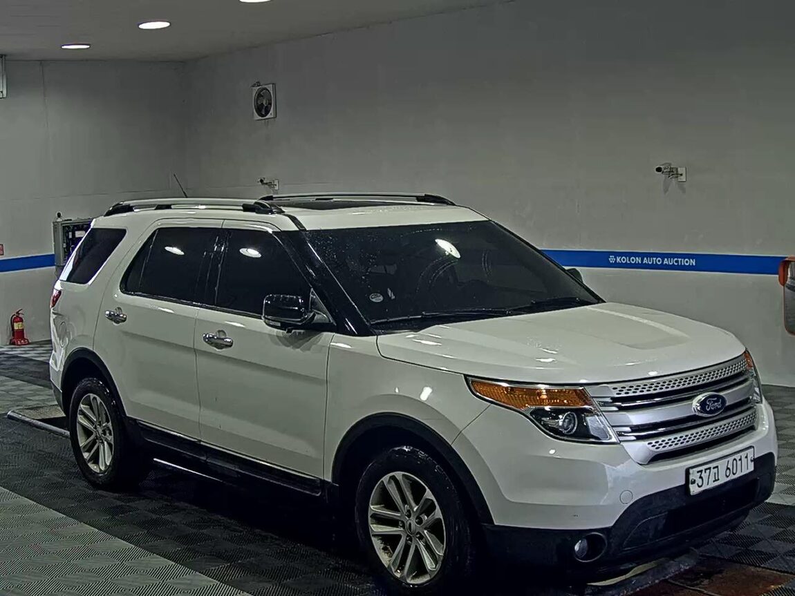 FORD EXPLORER (5TH GEN) 2 XLT 2013 - zdjęcie 3