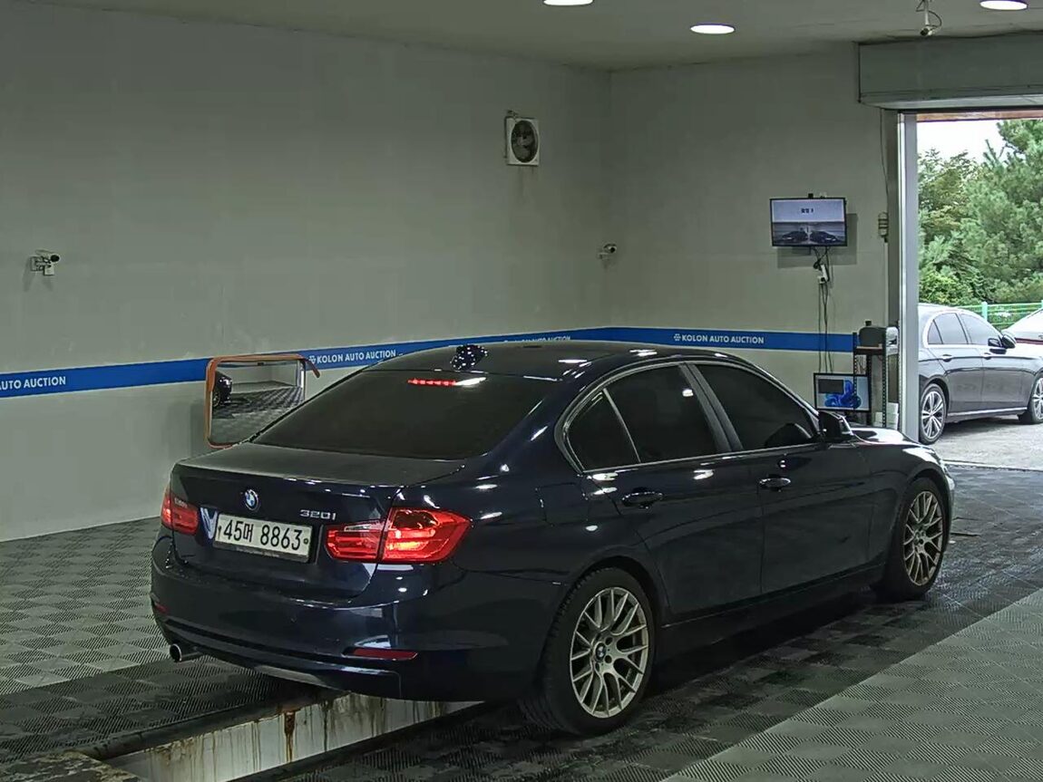 BMW 3 SERIES (6TH GEN) 320i 2014 - zdjęcie 5