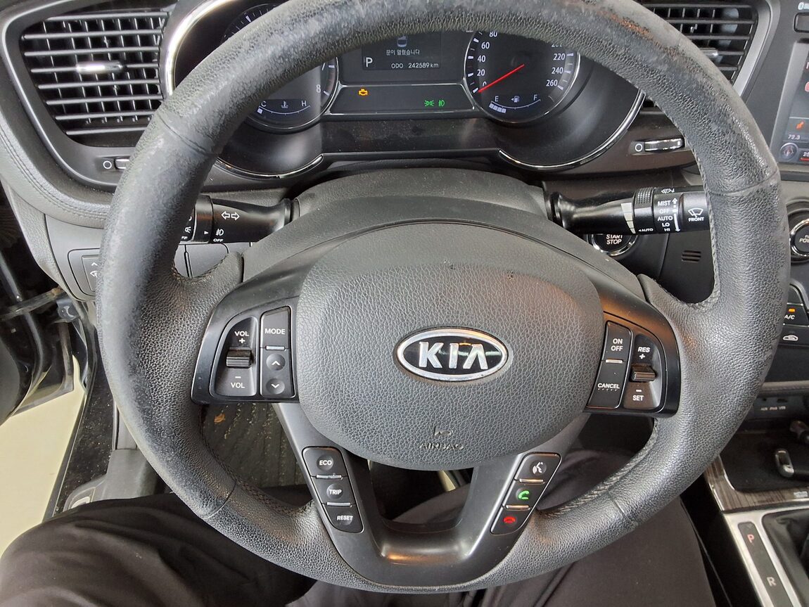 KIA K5 2.0 CVVT PRESTIGE 2011 - zdjęcie 17