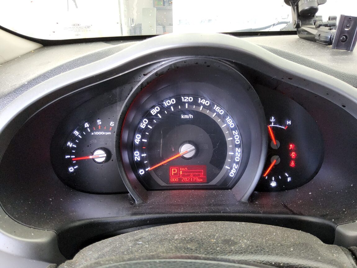 KIA THE NEW SPORTAGE R DIESEL R2.0 2WD TRENDY 2014 - zdjęcie 9