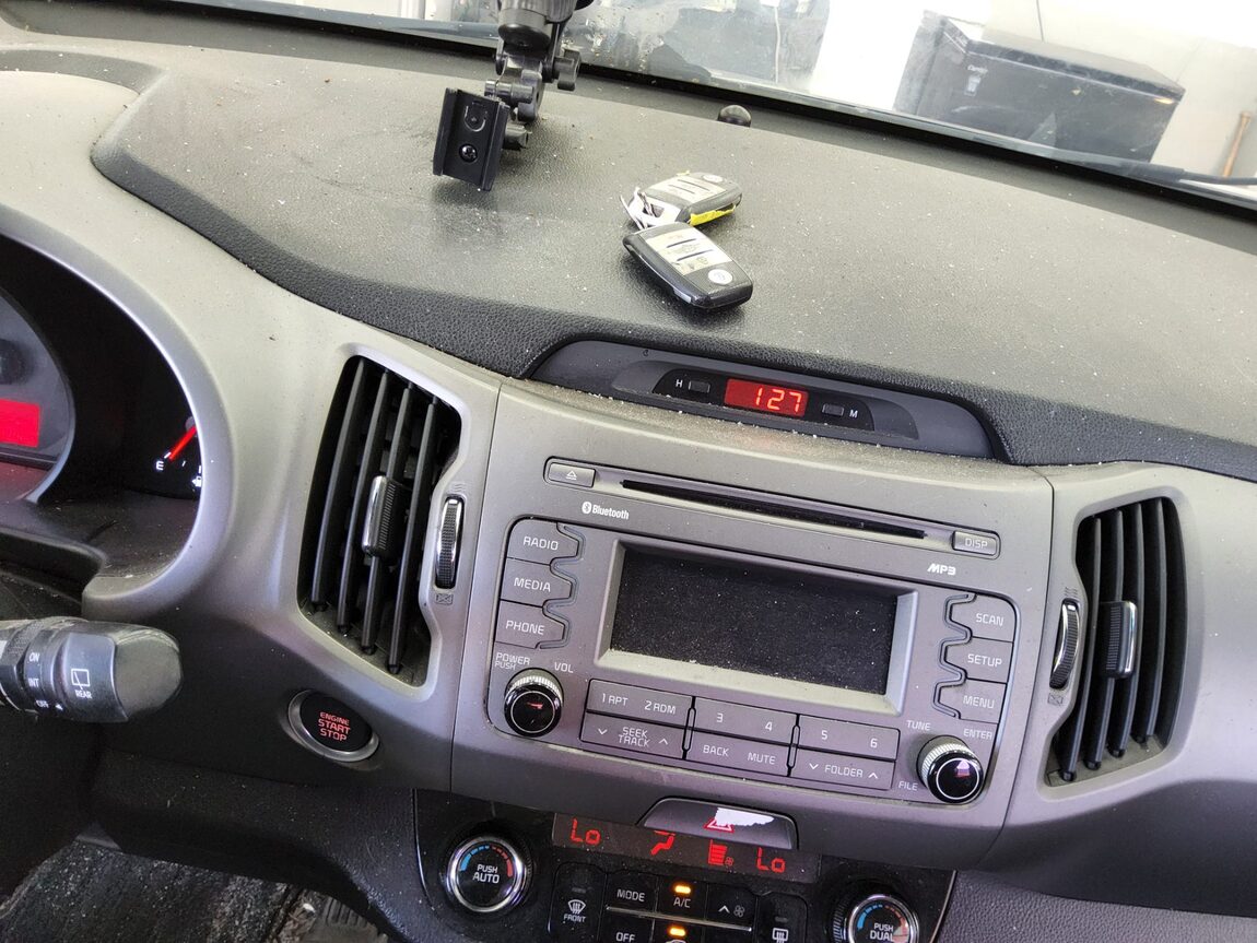 KIA THE NEW SPORTAGE R DIESEL R2.0 2WD TRENDY 2014 - zdjęcie 17