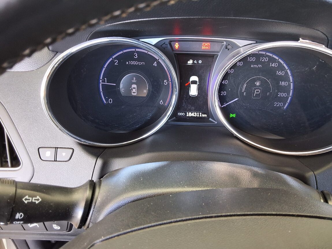 HYUNDAI NEW TUCSON ix DIESEL R2.0 2WD MODERN 2014 - zdjęcie 9