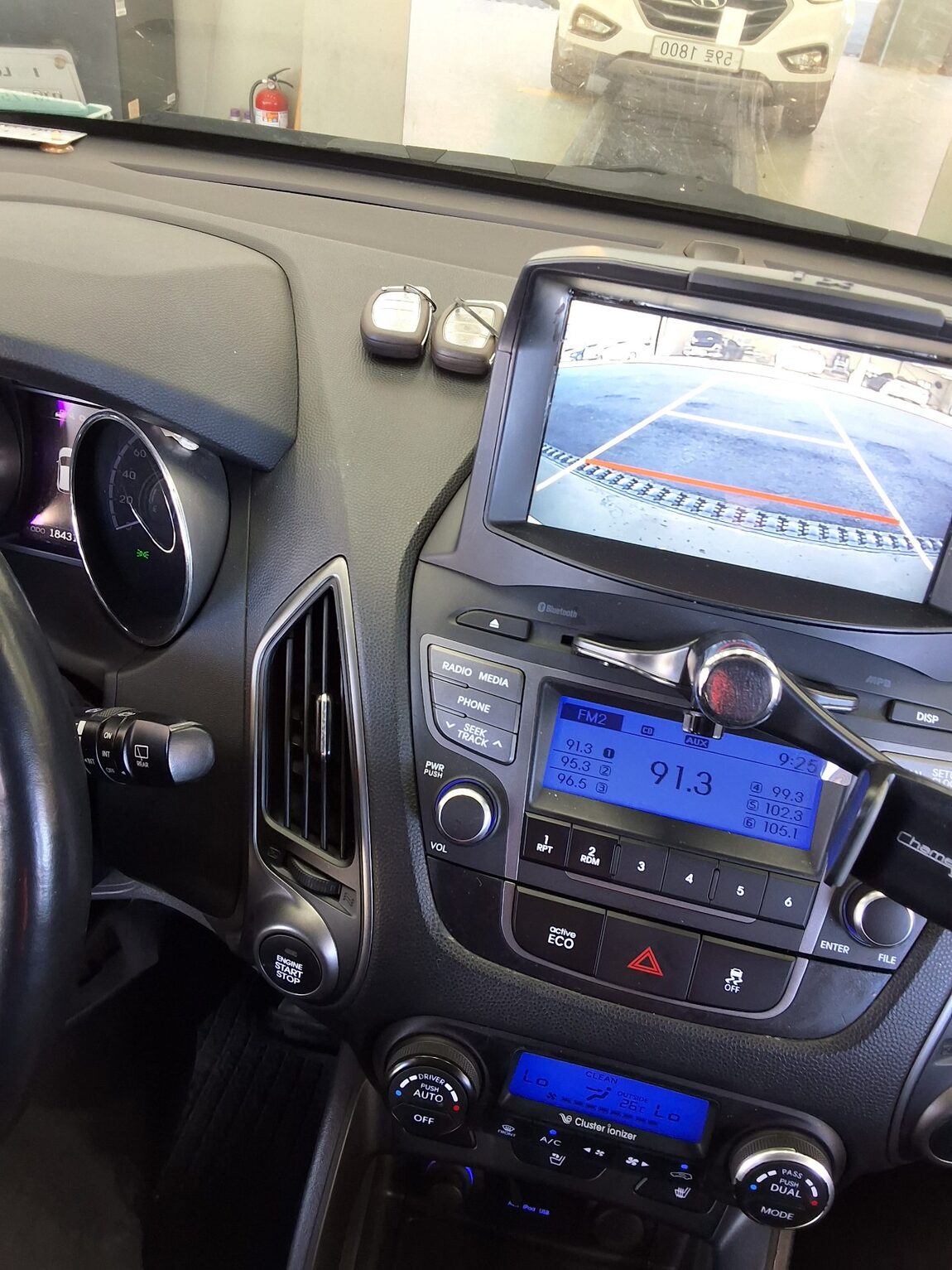 HYUNDAI NEW TUCSON ix DIESEL R2.0 2WD MODERN 2014 - zdjęcie 17